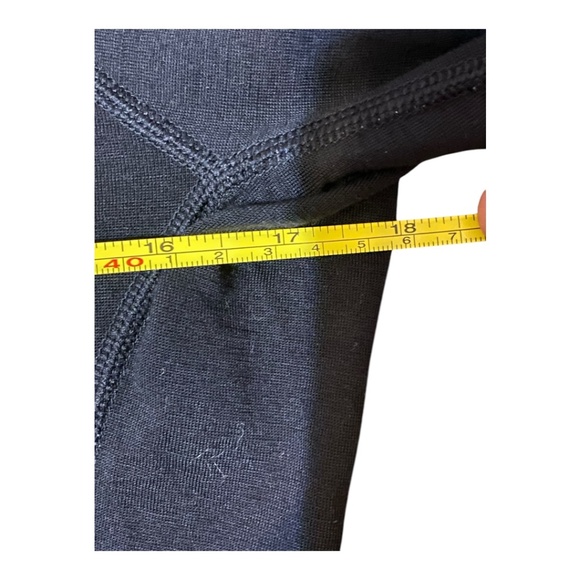 Icebreaker Merino Wool long sleeve half zip up. **Sz xs/s** - Picture 8 of 14
